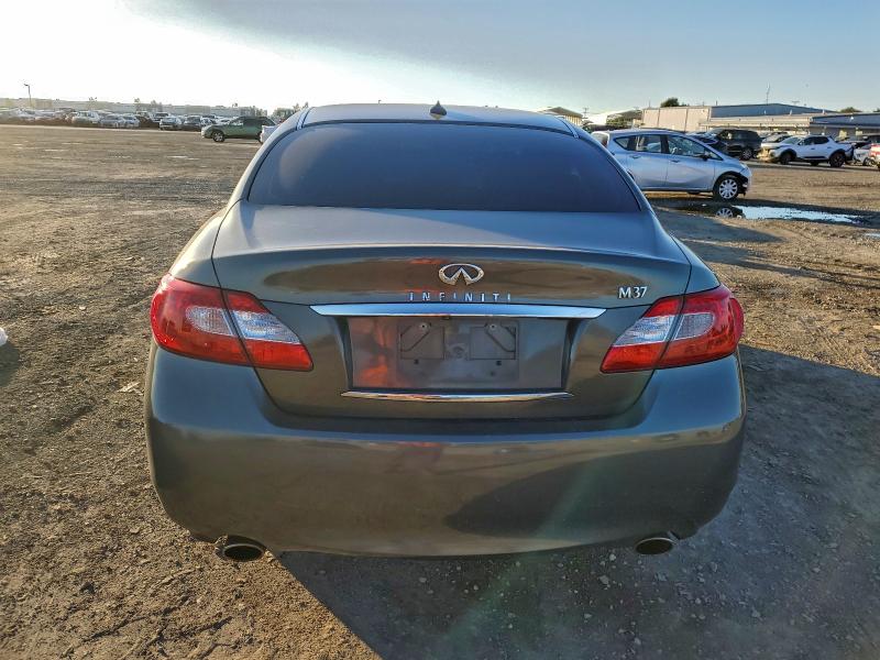 2012 INFINITI M37 #3305650740