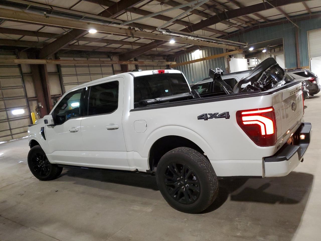 FORD F-150 PLATINUM