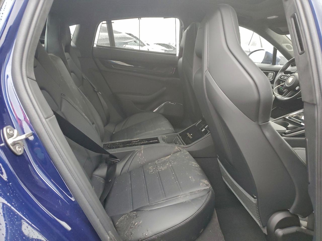 PORSCHE PANAMERA GTS