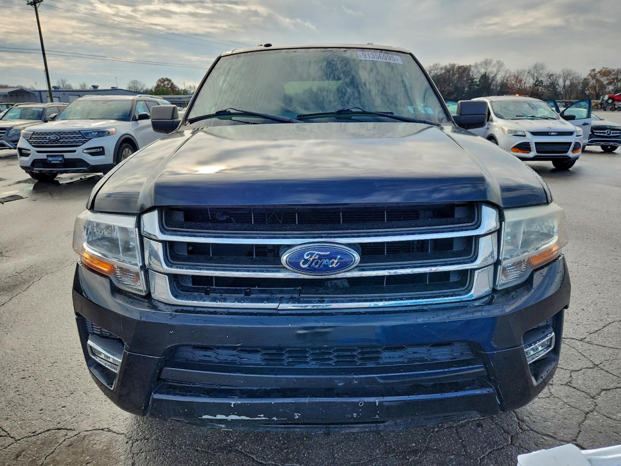 FORD EXPEDITION EL XLT