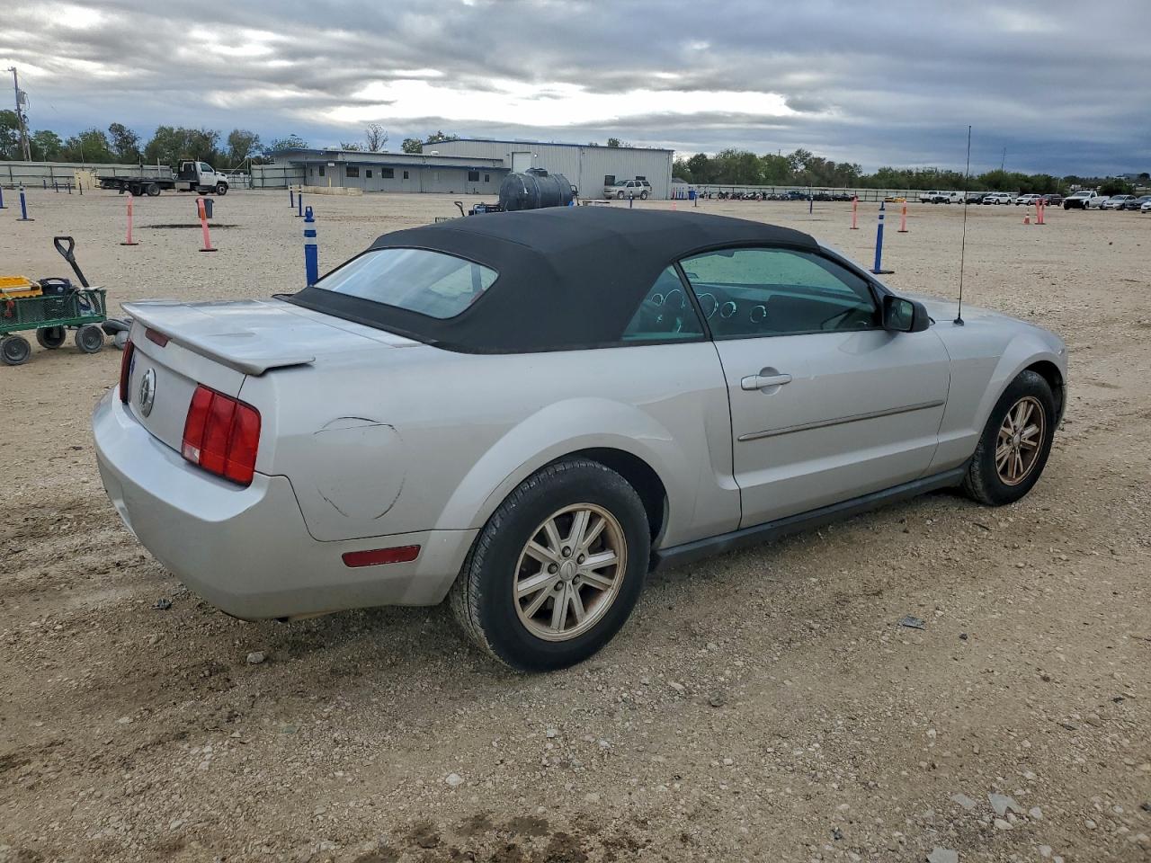 Lot #3301630667 2008 FORD MUSTANG