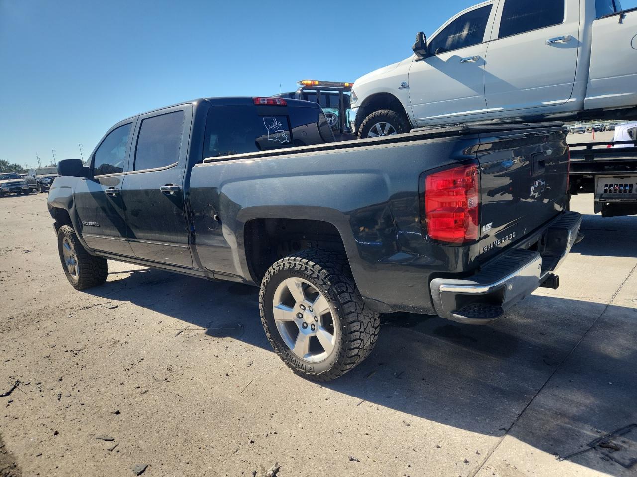 CHEVROLET SILVERADO C1500 LT