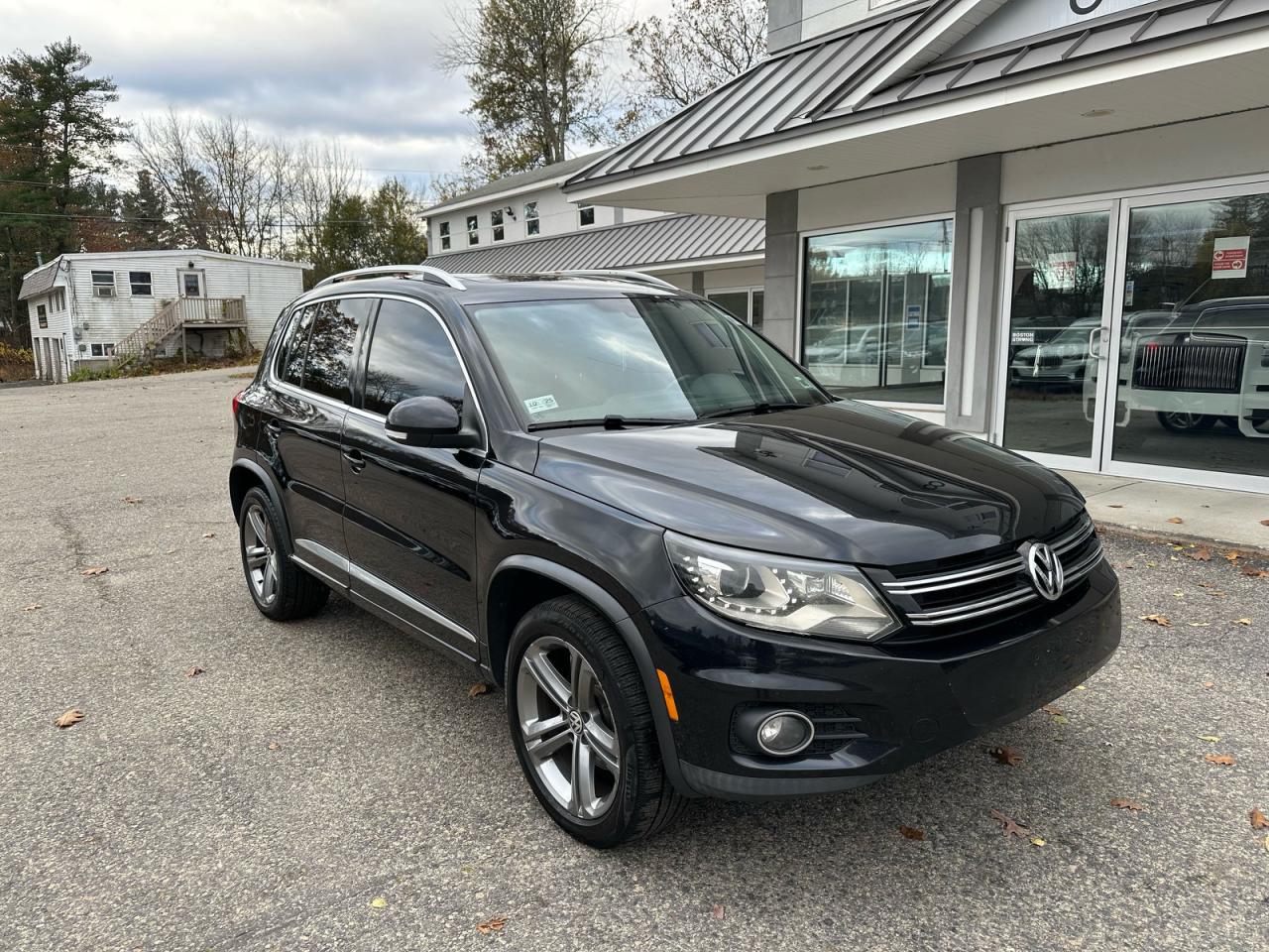 VOLKSWAGEN TIGUAN SPORT