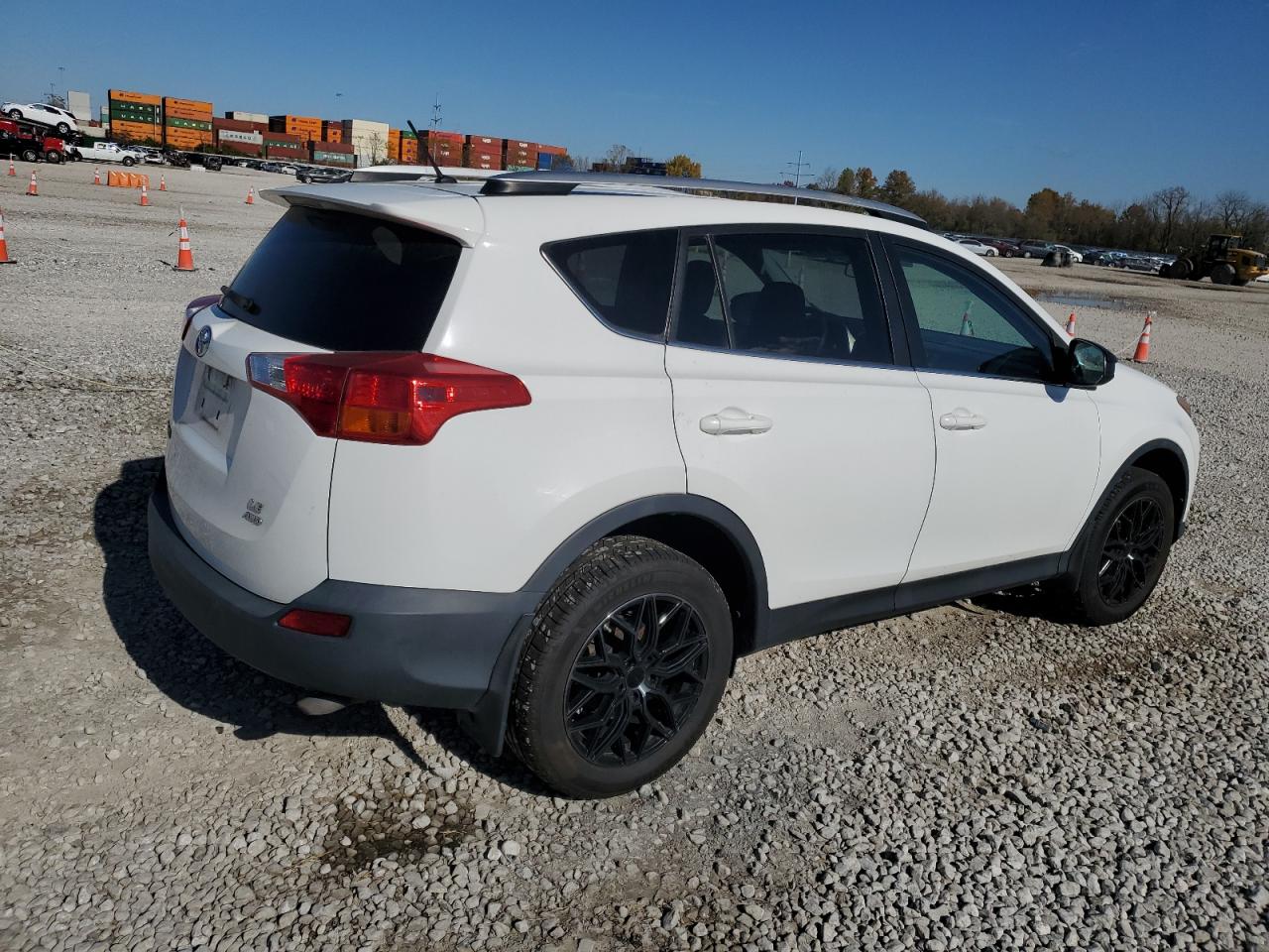 TOYOTA RAV4 LE