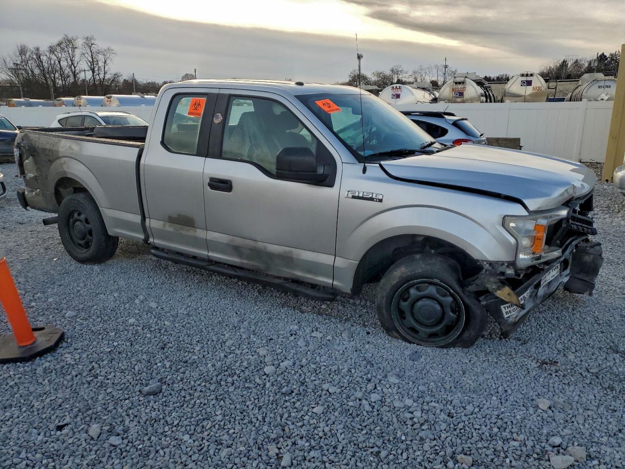 FORD F-150 SUPER CAB