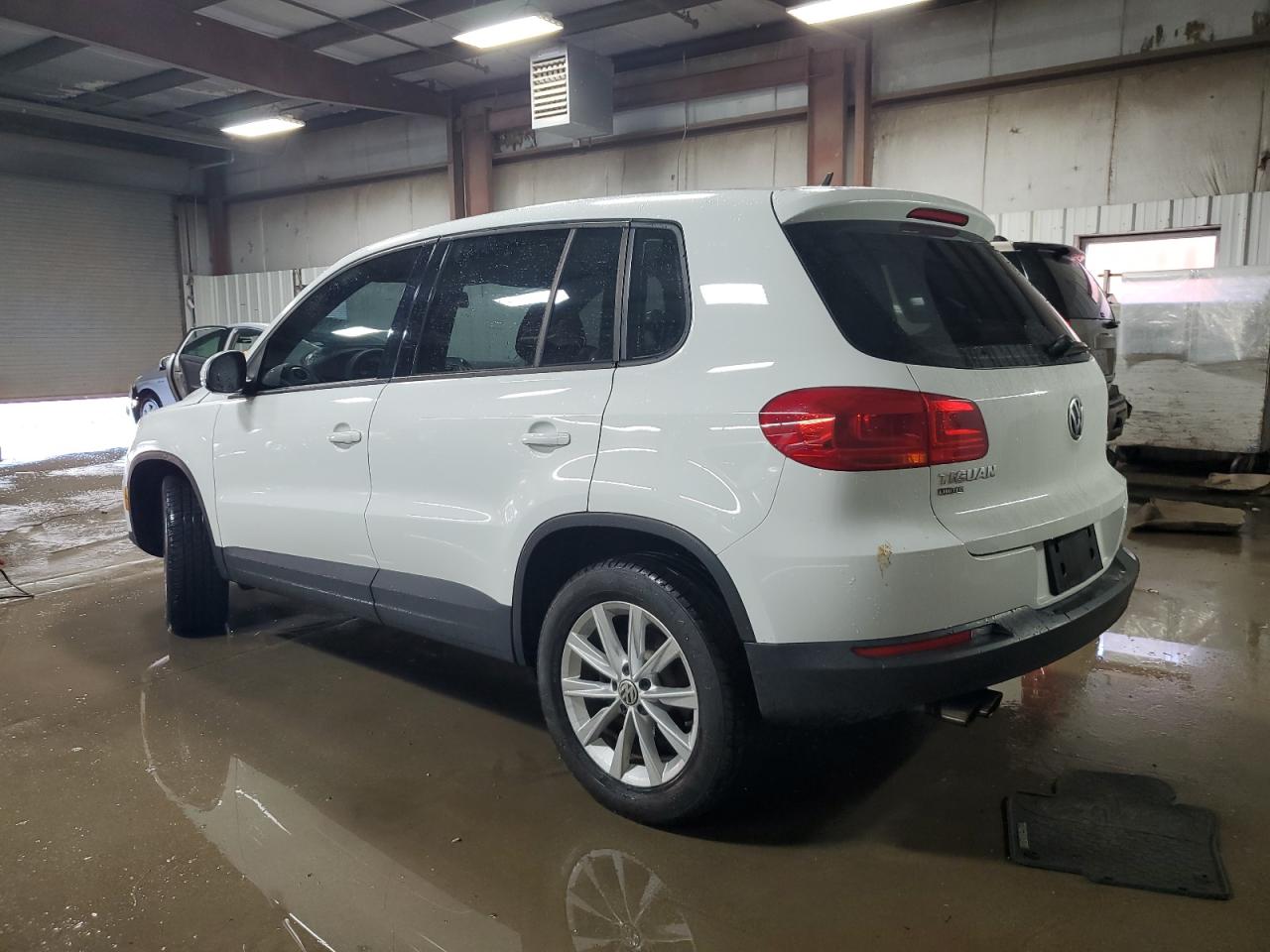VOLKSWAGEN TIGUAN S
