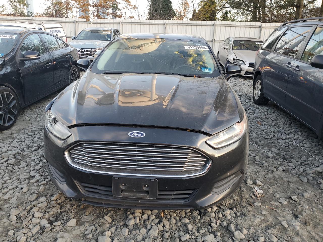 FORD FUSION S