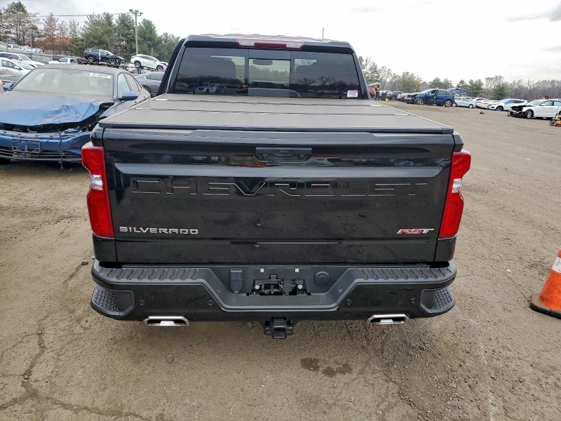 2025 CHEVROLET SILVERADO #3303877698