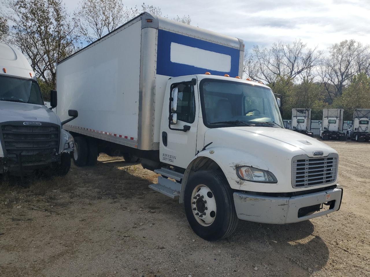 Lot #3280257685 2016 FREIGHTLINER M2