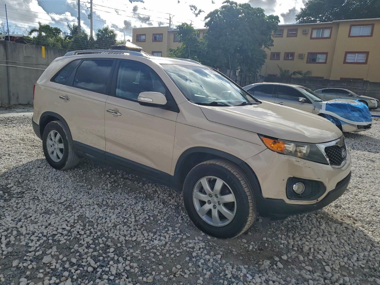 Lot #3309509571 2011 KIA SORENTO BA