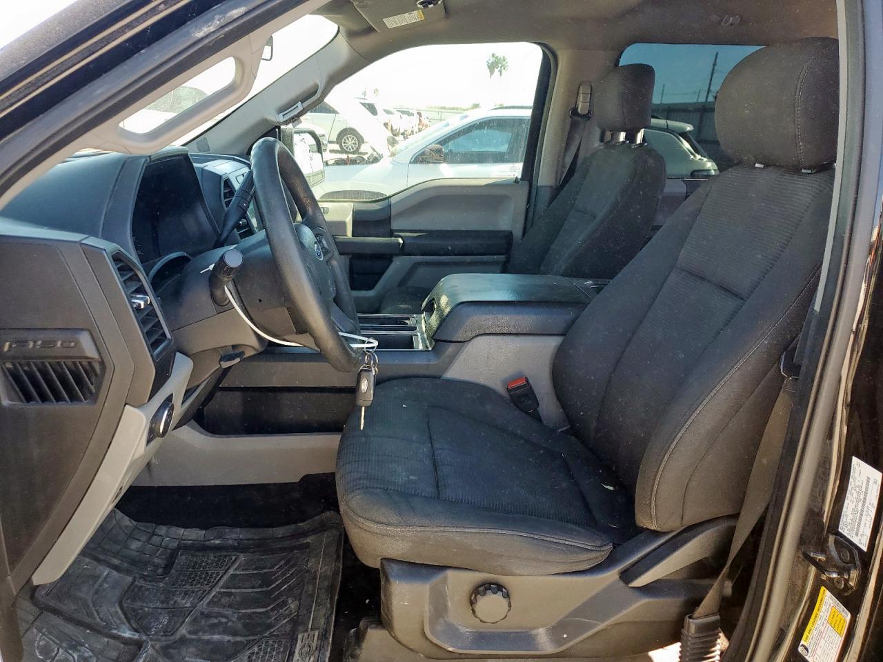 FORD F-150 SUPERCREW