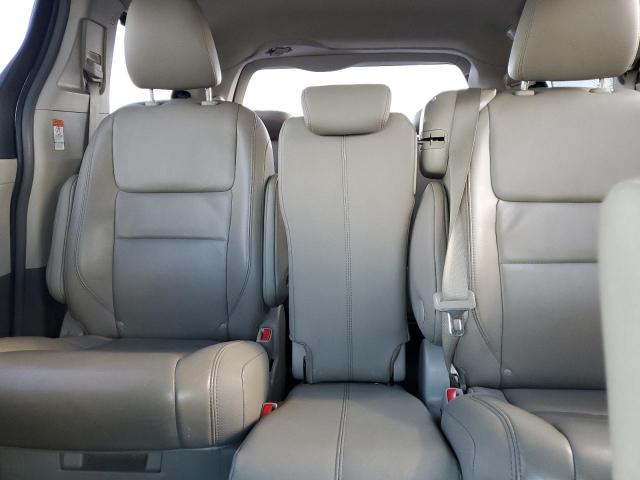 2015 TOYOTA SIENNA XLE #3303879729