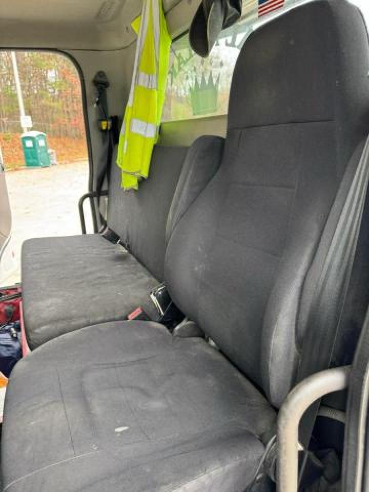 Lot #3284610350 2017 FREIGHTLINER M2 106 MED