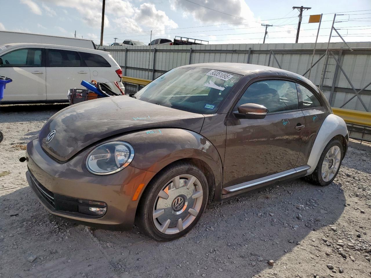 VOLKSWAGEN BEETLE