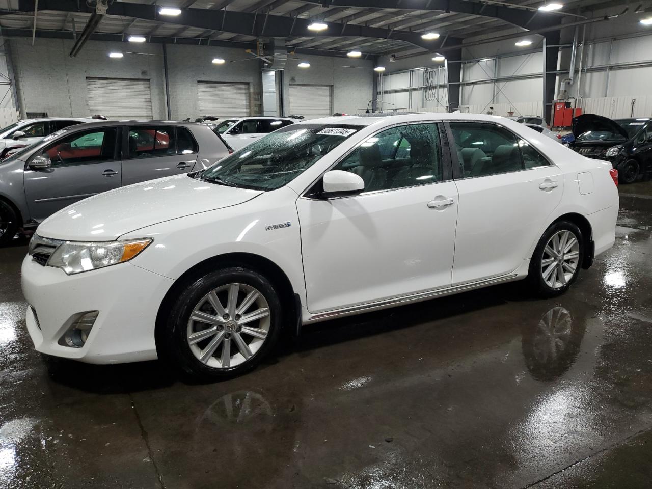 TOYOTA CAMRY HYBRID