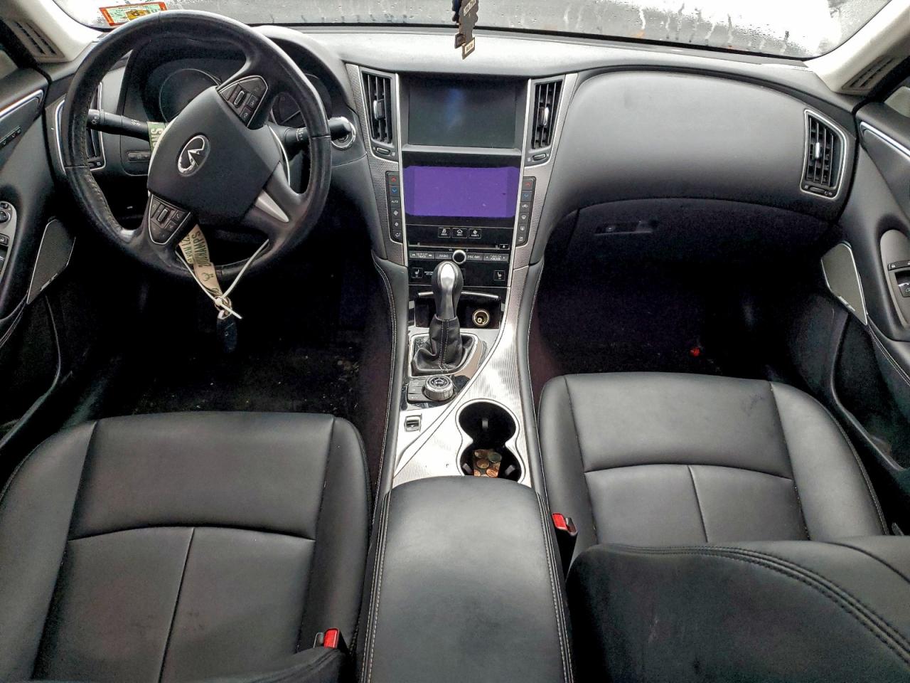 INFINITI Q50 PREMIUM