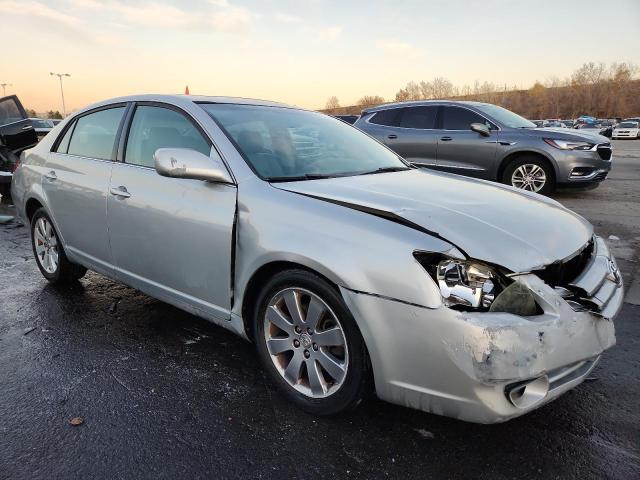 2005 TOYOTA AVALON XL #3294855768