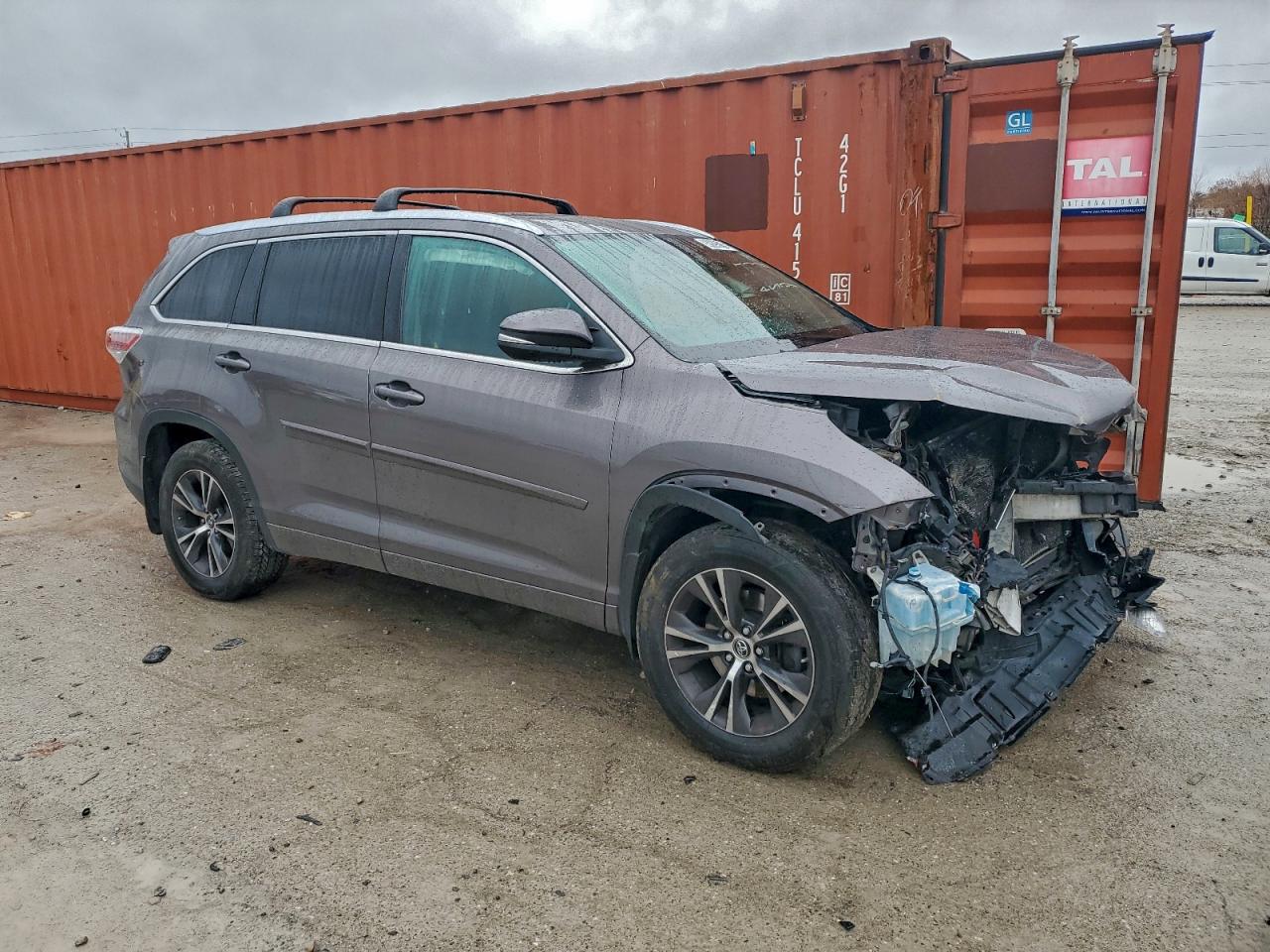 TOYOTA HIGHLANDER XLE