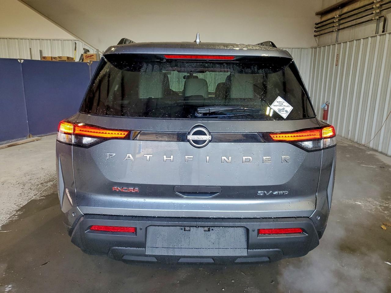 NISSAN PATHFINDER SV