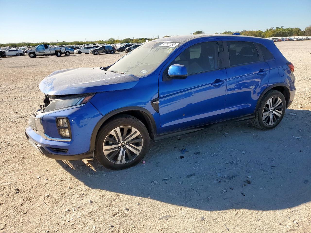 MITSUBISHI OUTLANDER ES