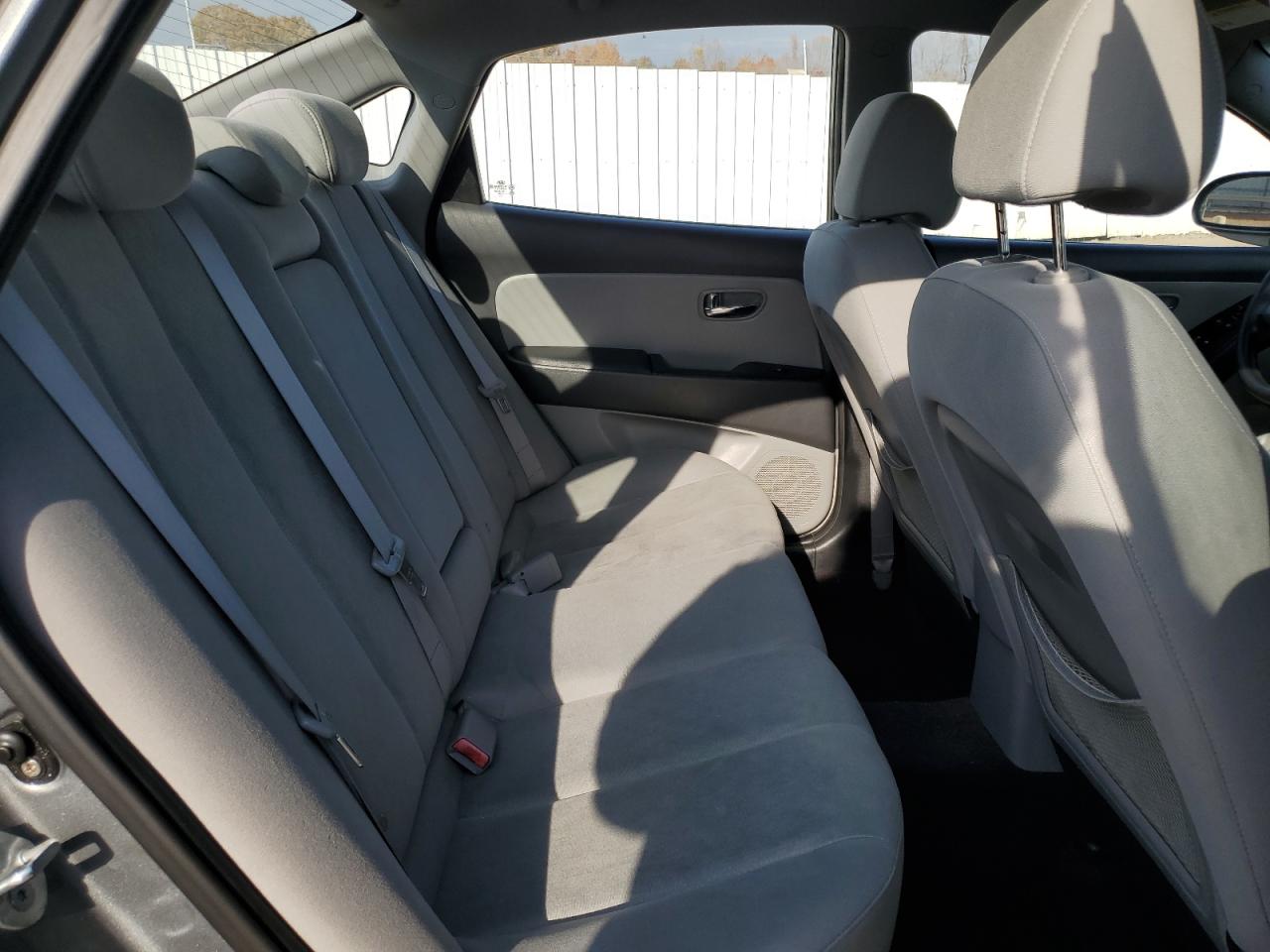 HYUNDAI ELANTRA BLUE