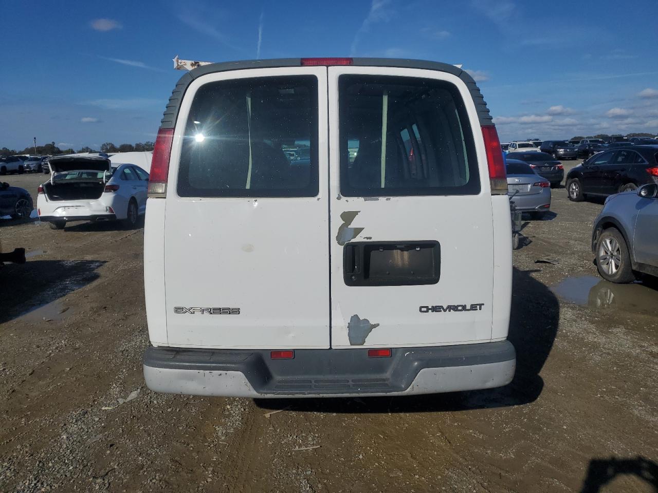 Lot #3281803889 1999 CHEVROLET EXPRESS G2