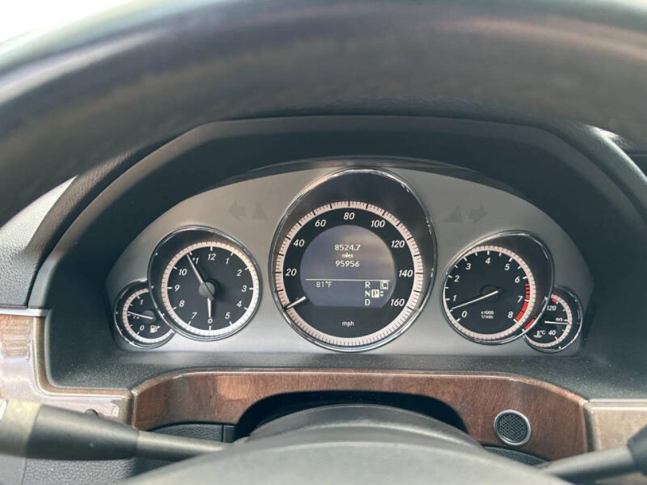 MERCEDES-BENZ E-CLASS 550