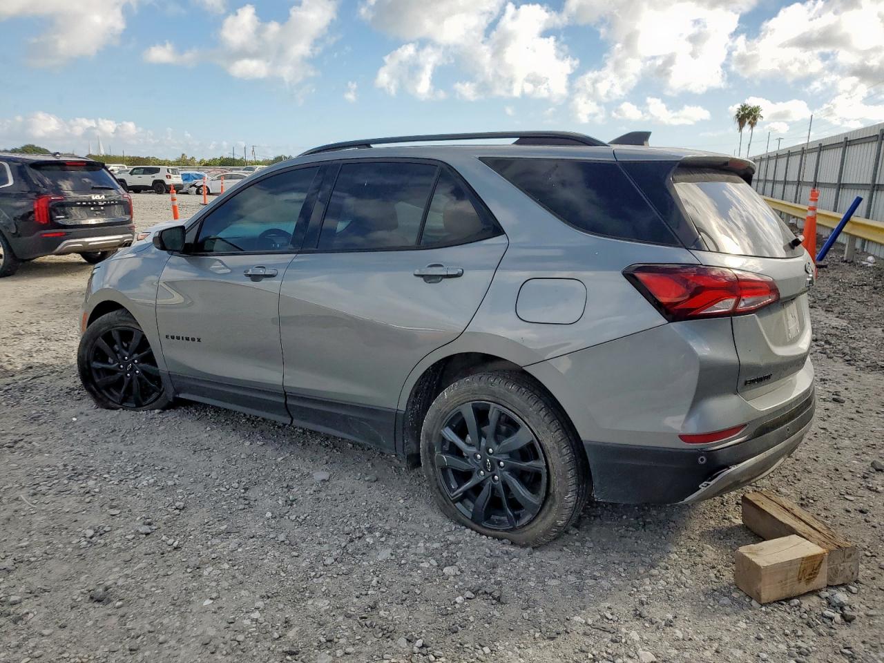 Lot #3305679749 2024 CHEVROLET EQUINOX RS