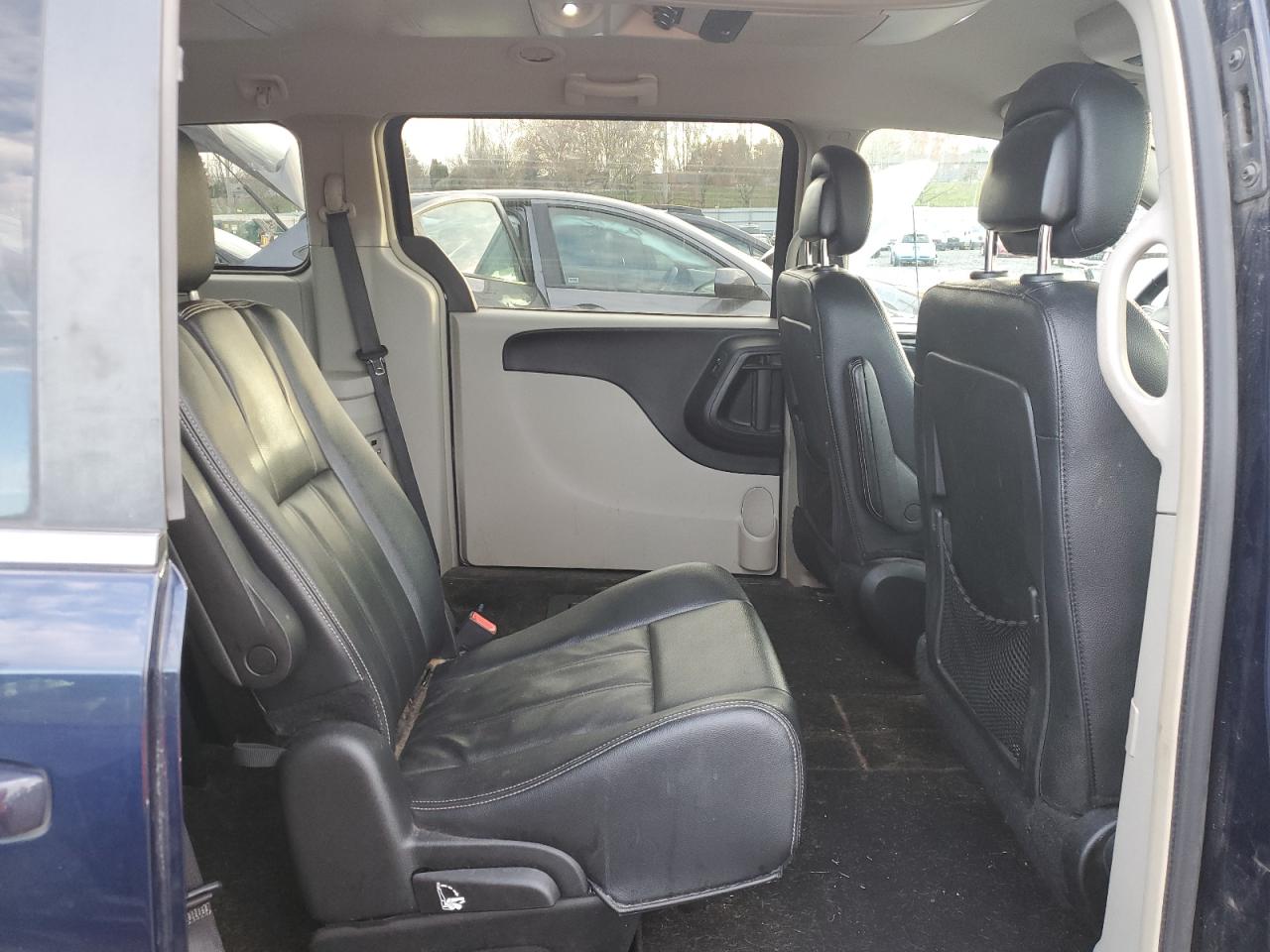 CHRYSLER TOWN & COUNTRY TOURING