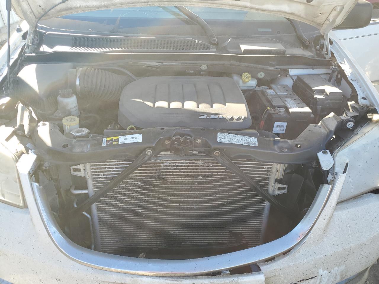 CHRYSLER TOWN & COUNTRY TOURING L