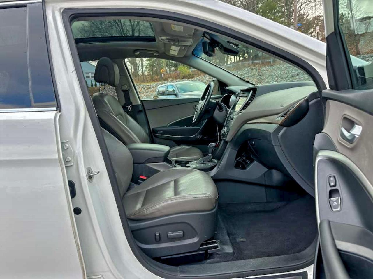 HYUNDAI SANTA FE SE ULTIMATE