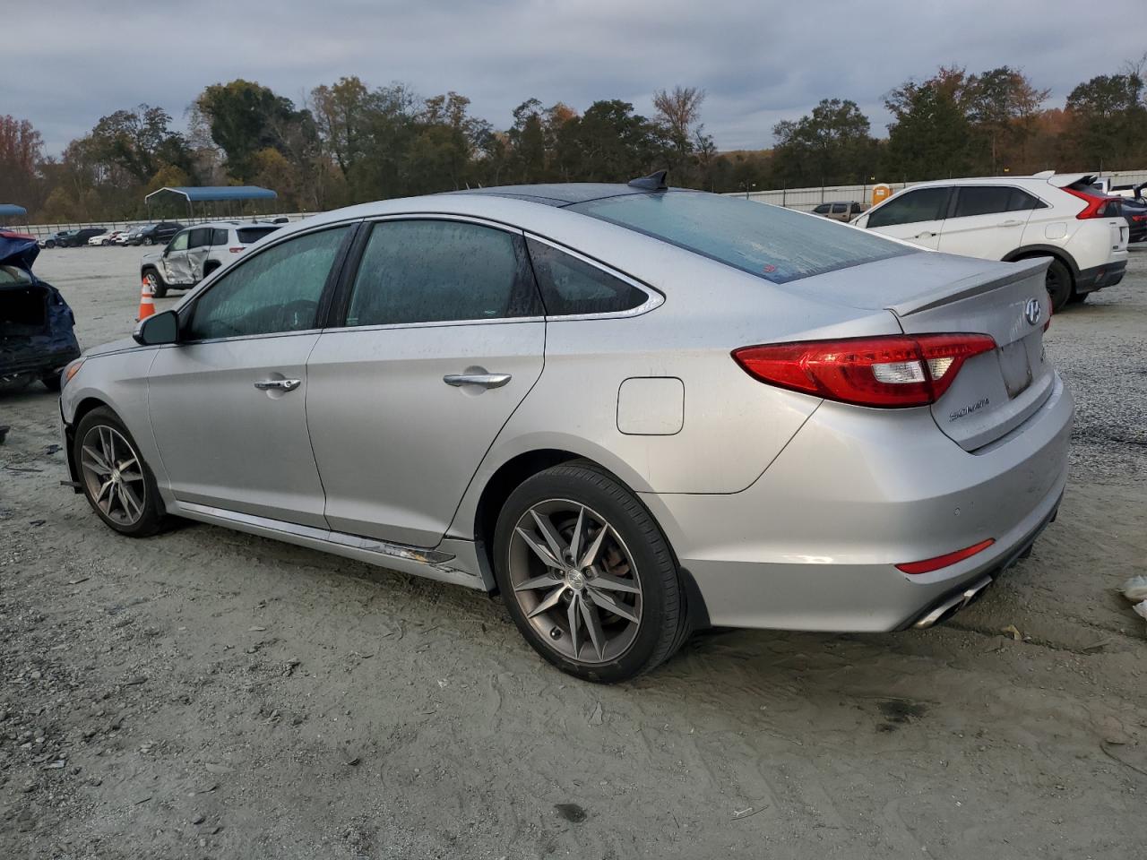 HYUNDAI SONATA SPORT