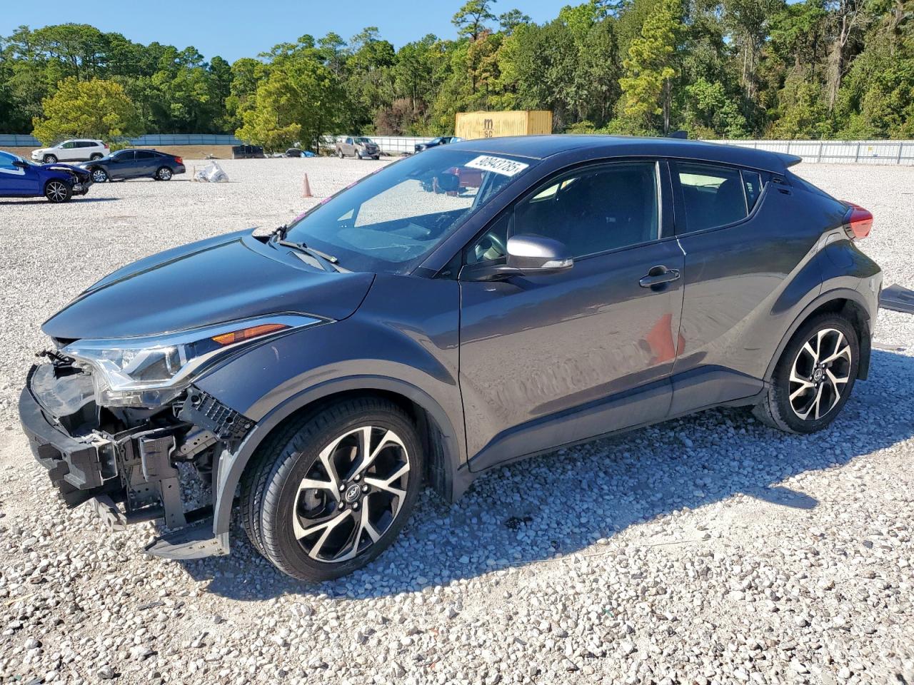 TOYOTA C-HR XLE