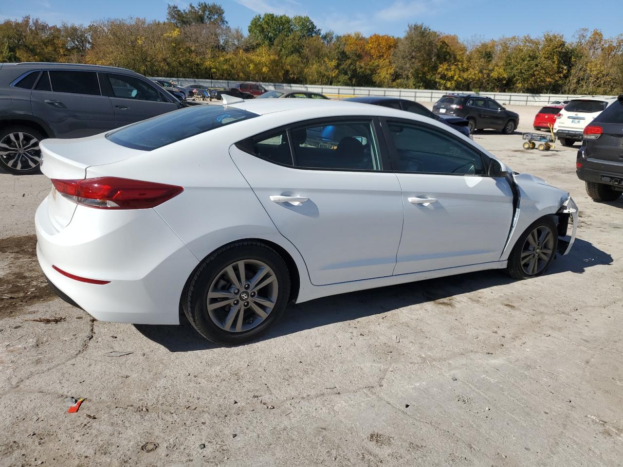 HYUNDAI ELANTRA SEL