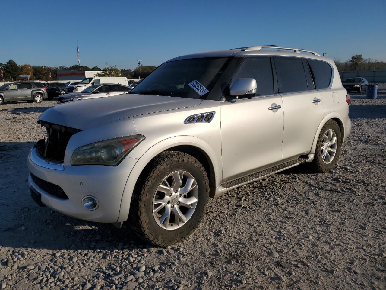 INFINITI QX56