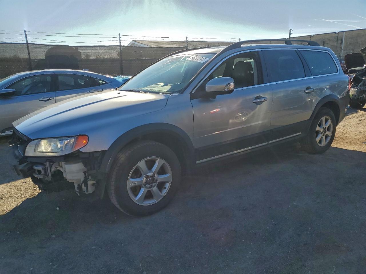 VOLVO XC70 3.2