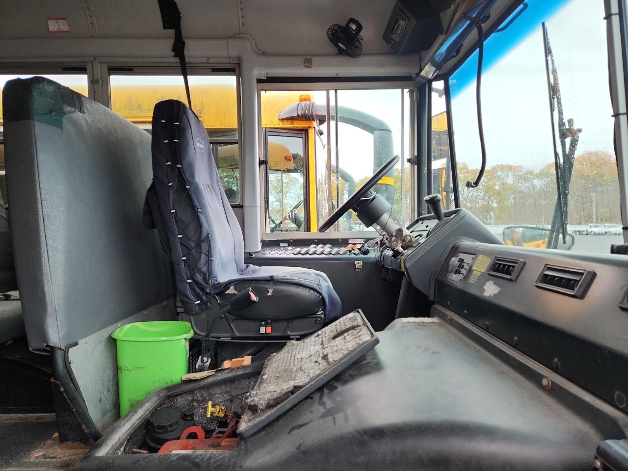 Lot #3286471796 2011 THOMAS SAF-T-LINER HDX