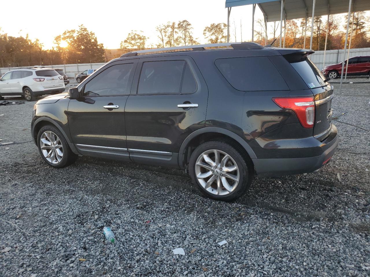 FORD EXPLORER XLT