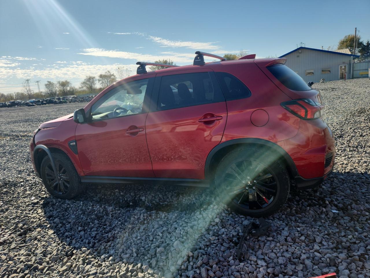 MITSUBISHI OUTLANDER ES