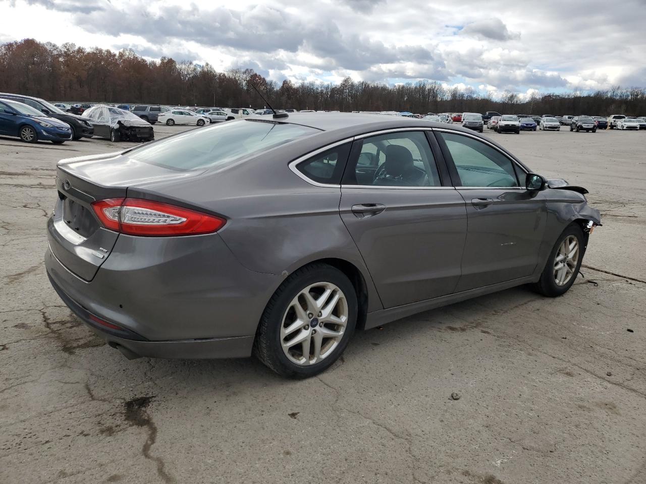 Lot #3301893436 2013 FORD FUSION SE