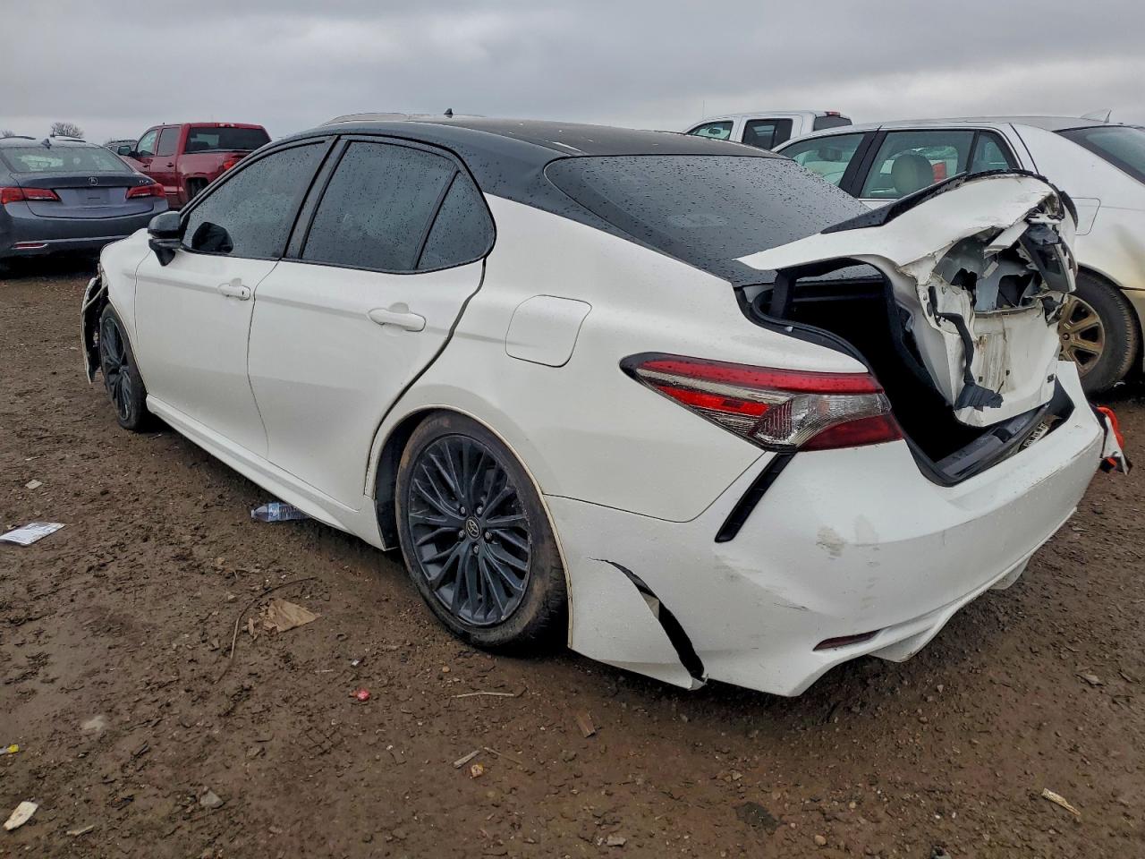 TOYOTA CAMRY L