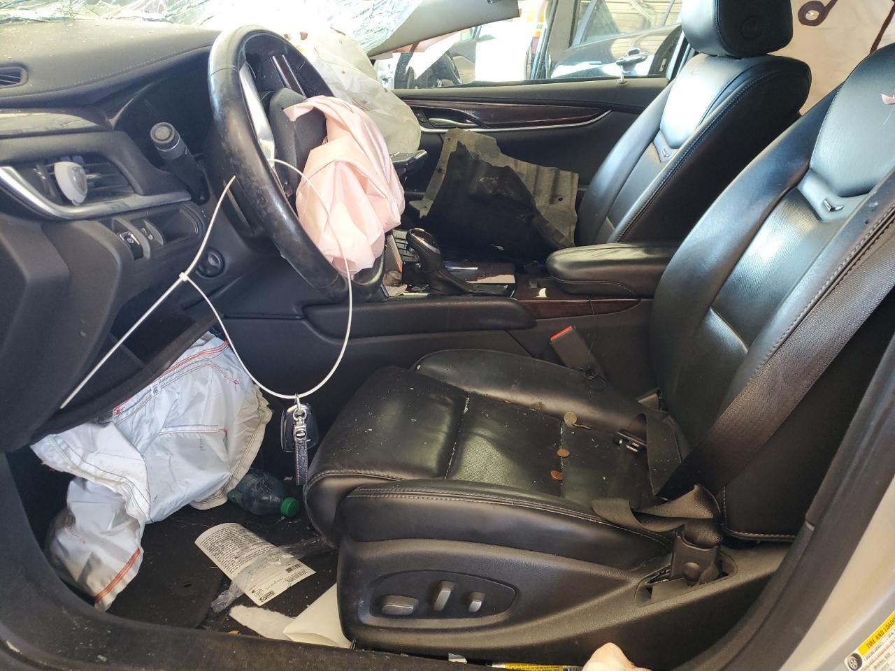 CADILLAC XTS LUXURY COLLECTION