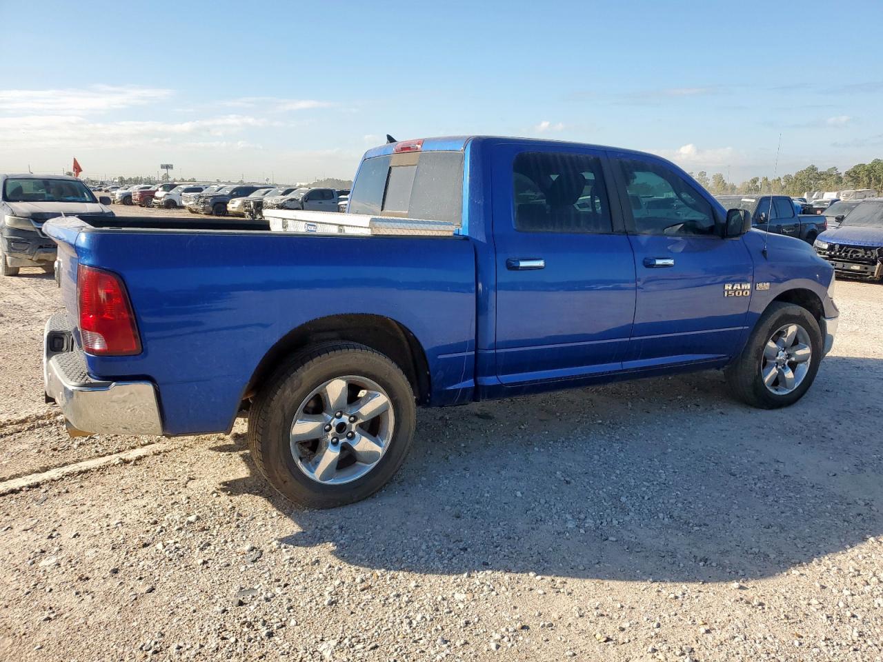 RAM 1500 SLT