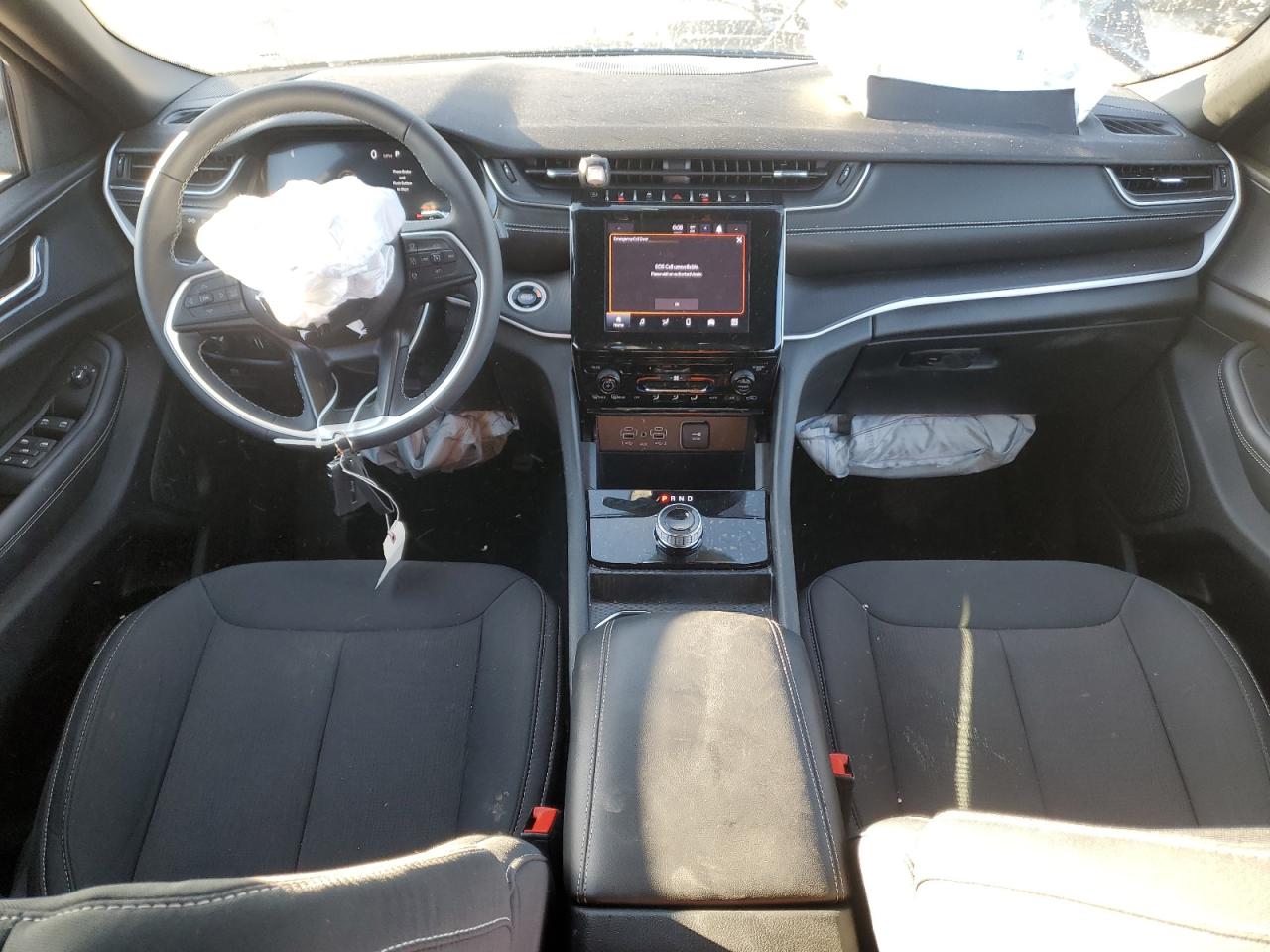 JEEP GRAND CHEROKEE L LAREDO