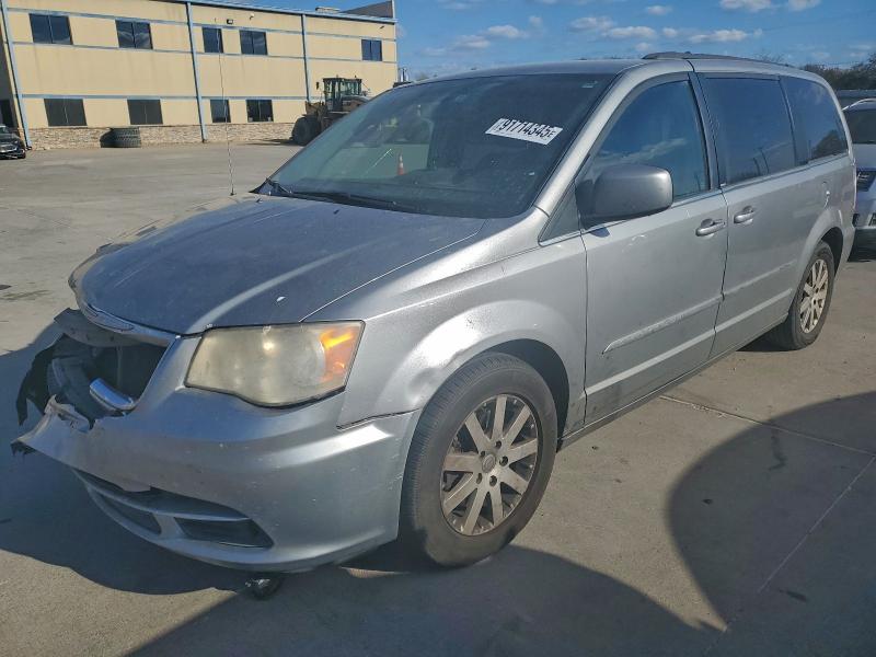 Global Auto Auctions: 2013 CHRYSLER TOWN & COU