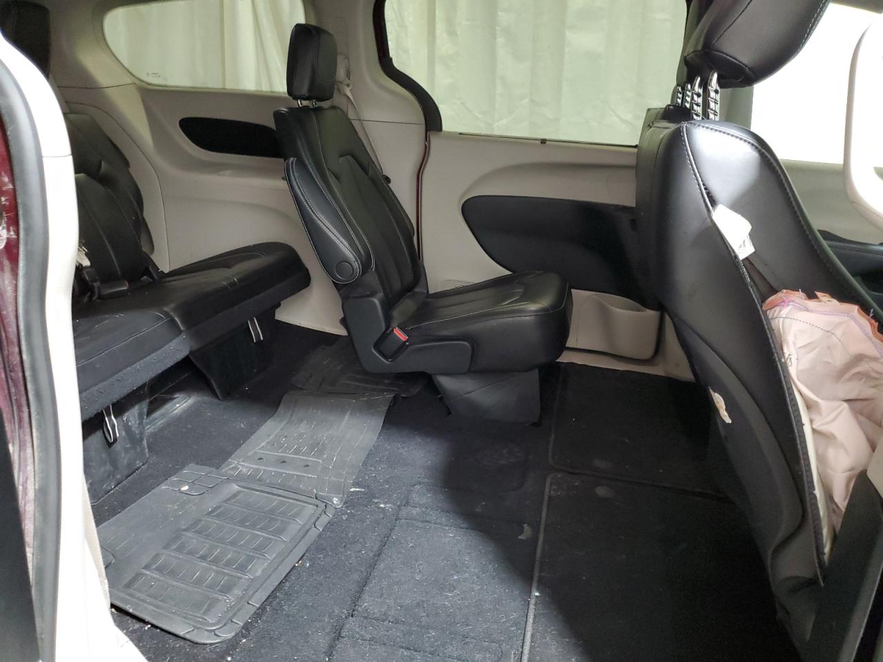 CHRYSLER PACIFICA TOURING L