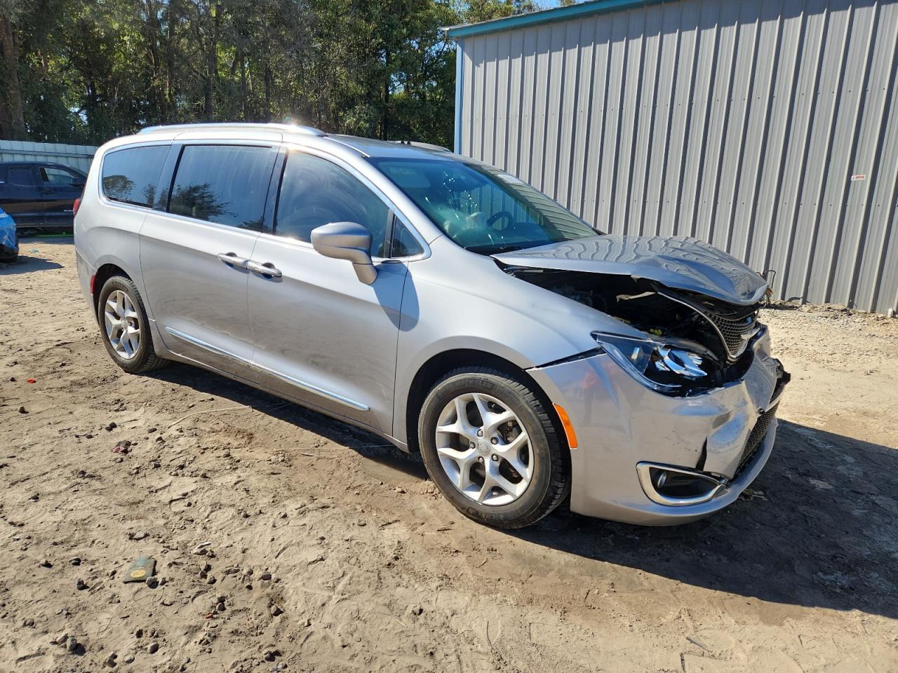 CHRYSLER PACIFICA TOURING L PLUS
