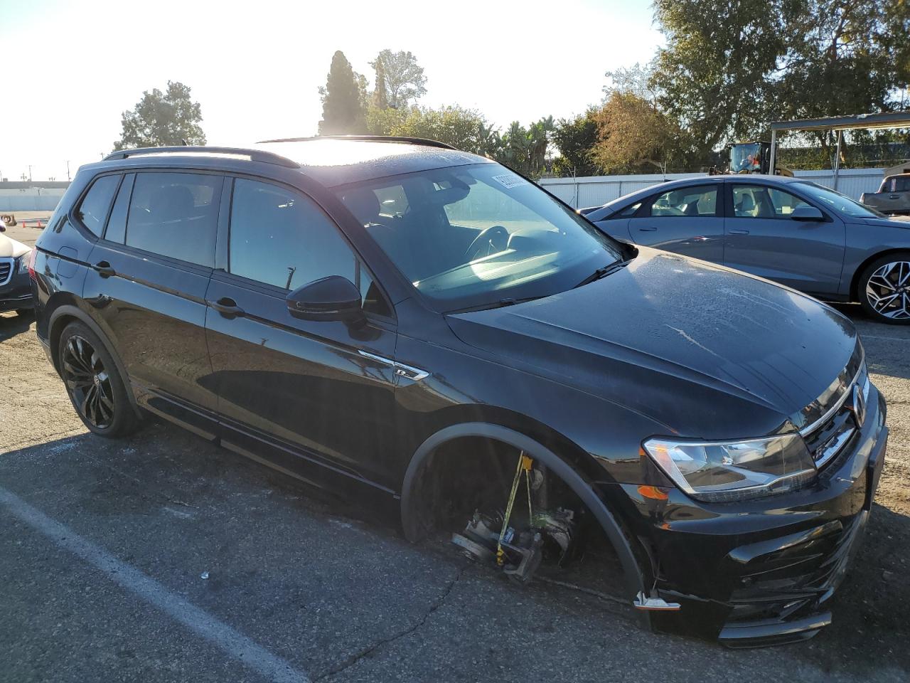 VOLKSWAGEN TIGUAN SE