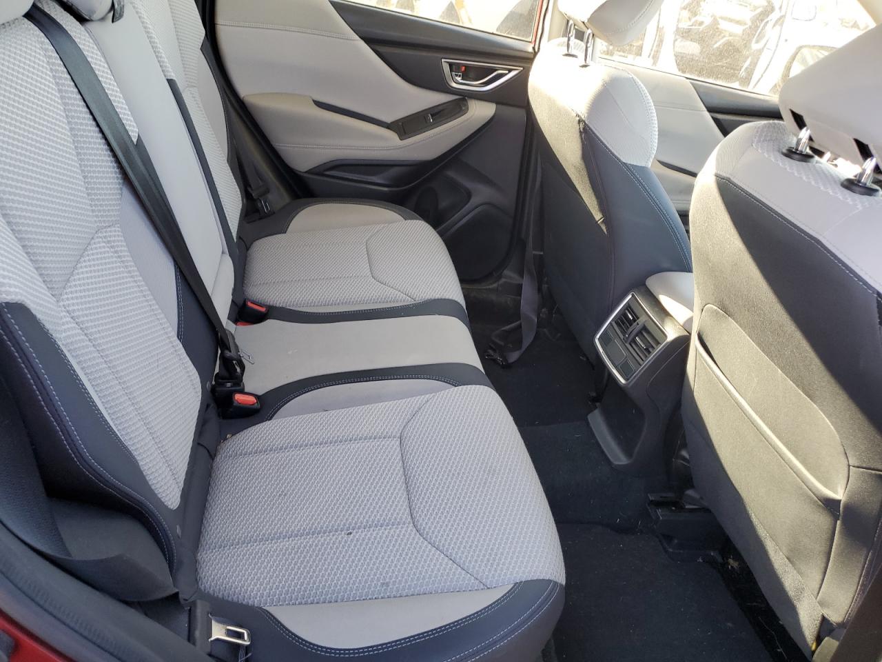 SUBARU FORESTER PREMIUM