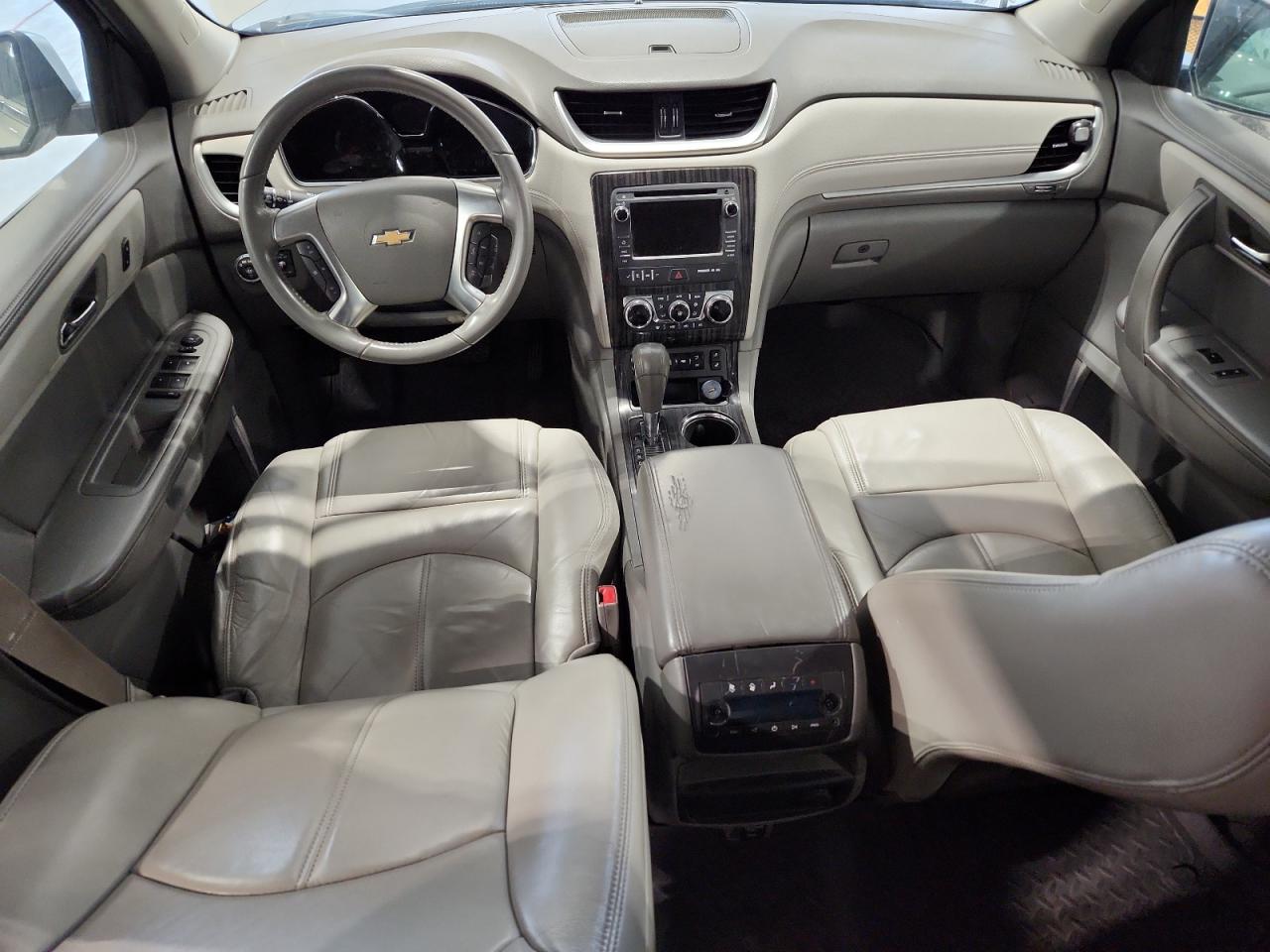 CHEVROLET TRAVERSE LT